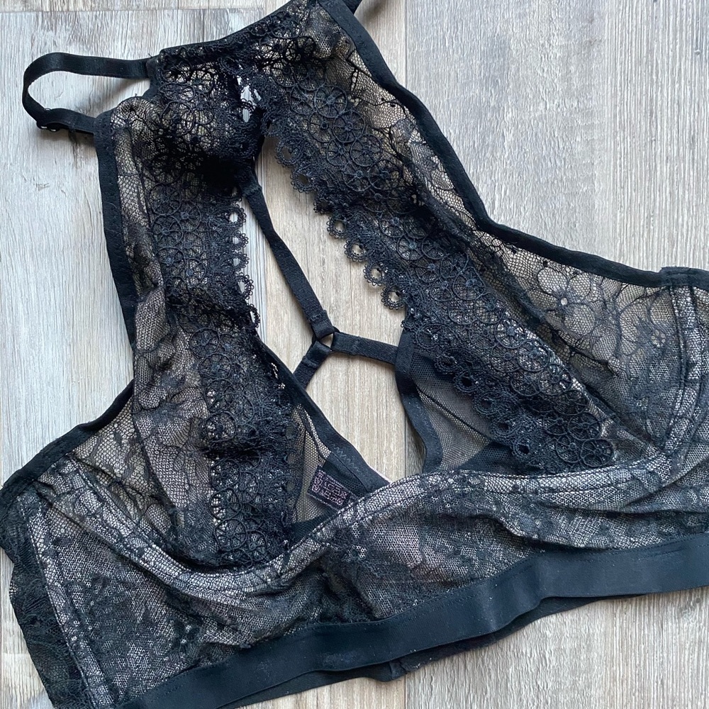 Victoria’s Secret Sexy black lace halter bra